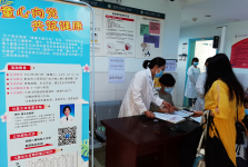 【医疗服务】“童心向党，共筑健康”——儿保科门诊开展大型生长发育健康宣教活动